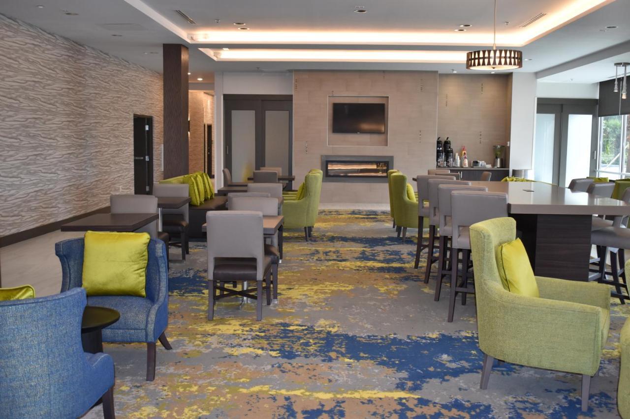 La Quinta Inn & Suites By Wyndham Orlando I-Drive Theme Parks Williamsburg Экстерьер фото